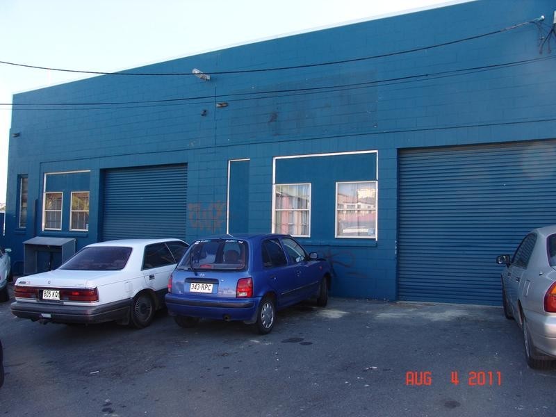 1/2 Gillian Lane, Southport QLD 4215