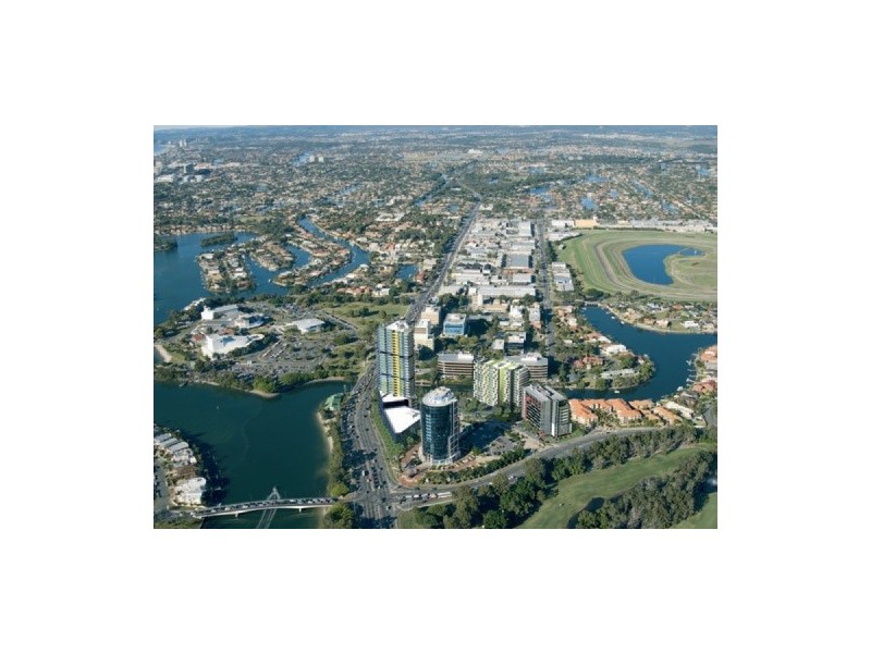 4/29 Crombie Avenue, Bundall QLD 4217