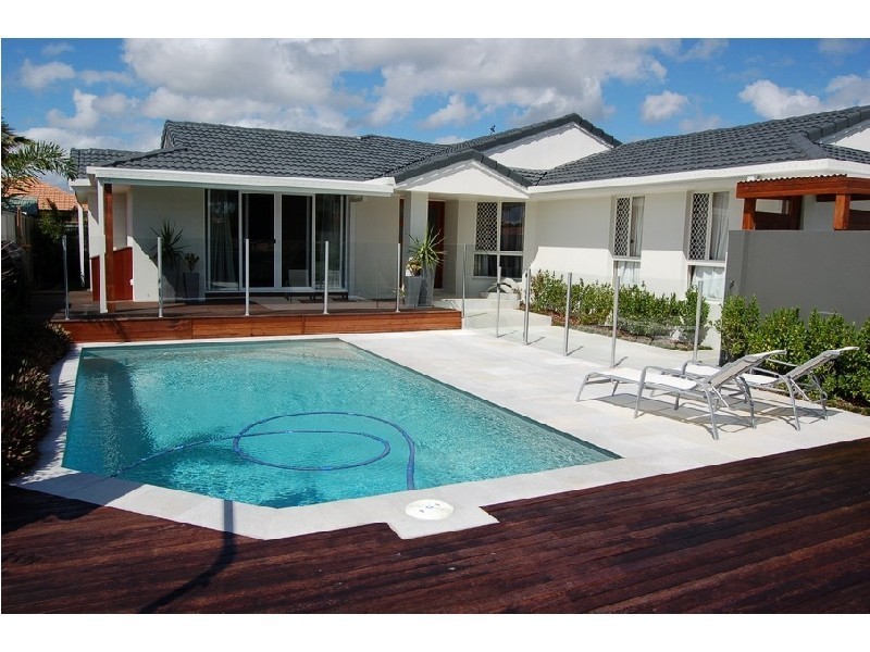 12 Wedgebill Parade, Burleigh Waters QLD 4220