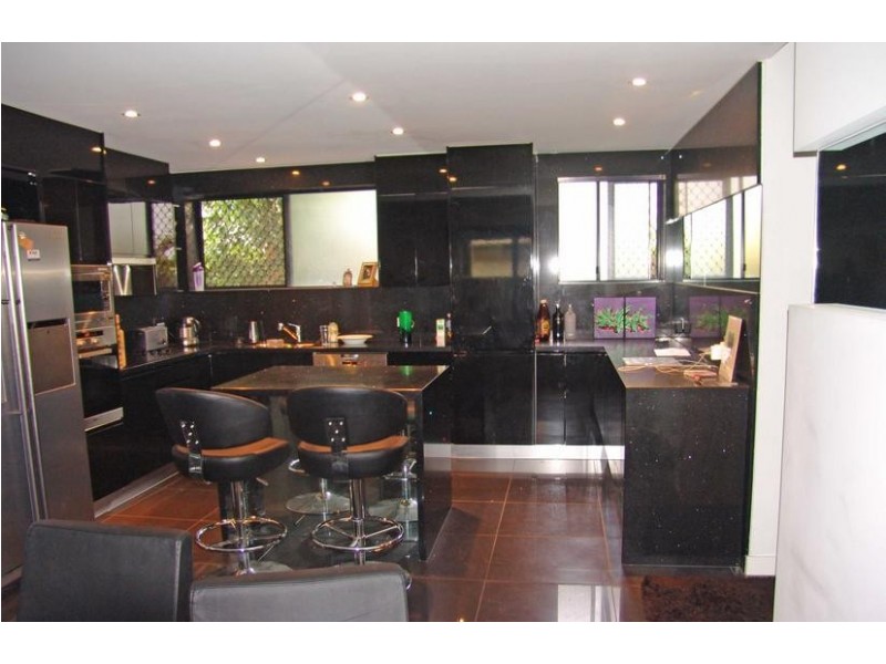 36 Kallay Street, Miami QLD 4220