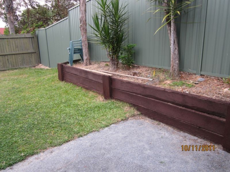 2/15 Callistemon Court, Arundel QLD 4214