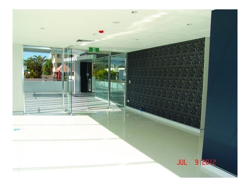 16 Queensland Avenue, Broadbeach QLD 4218