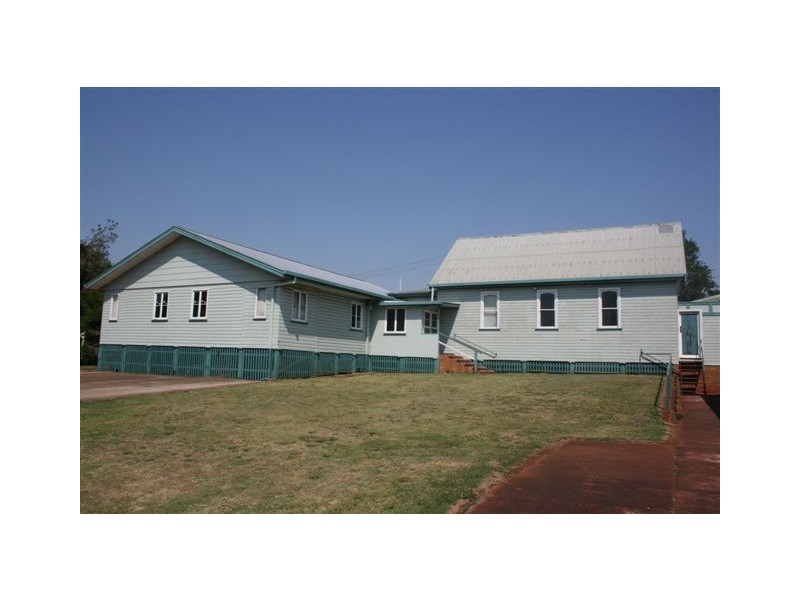 217 West Street, Harristown QLD 4350