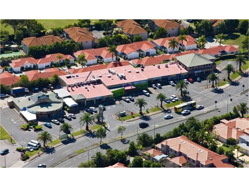 138 Slatyer Drive, Benowa QLD 4217