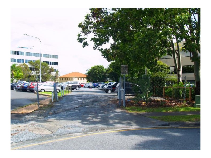 8 Frigo Court, Bundall QLD 4217