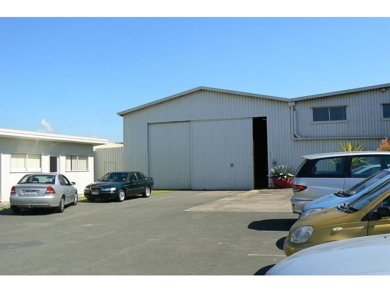 21 Traders Way, Currumbin QLD 4223