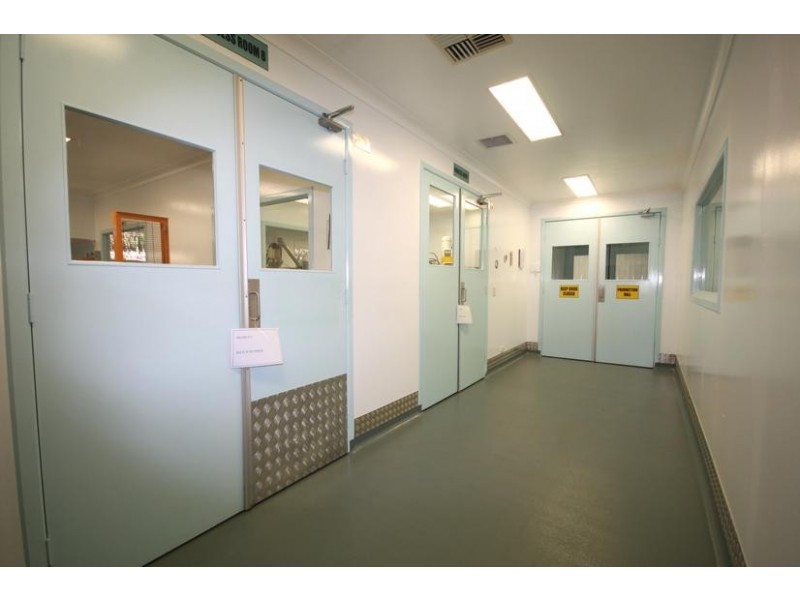 24 Fremantle Street, Burleigh Heads QLD 4220