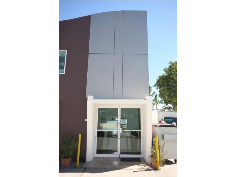 24 Fremantle Street, Burleigh Heads QLD 4220