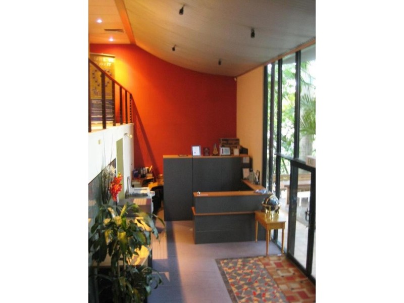 26 Commercial Drive, Ashmore QLD 4214