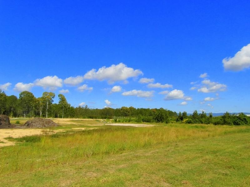 50 Broadwater Avenue, Hope Island QLD 4212