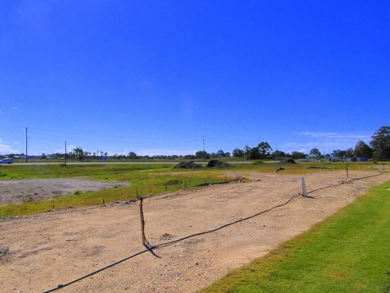 50 Broadwater Avenue, Hope Island QLD 4212