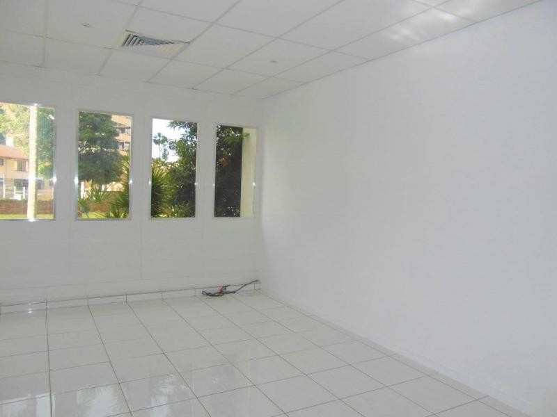 2 Riverview Parade, Budds Beach, Surfers Paradise QLD 4217