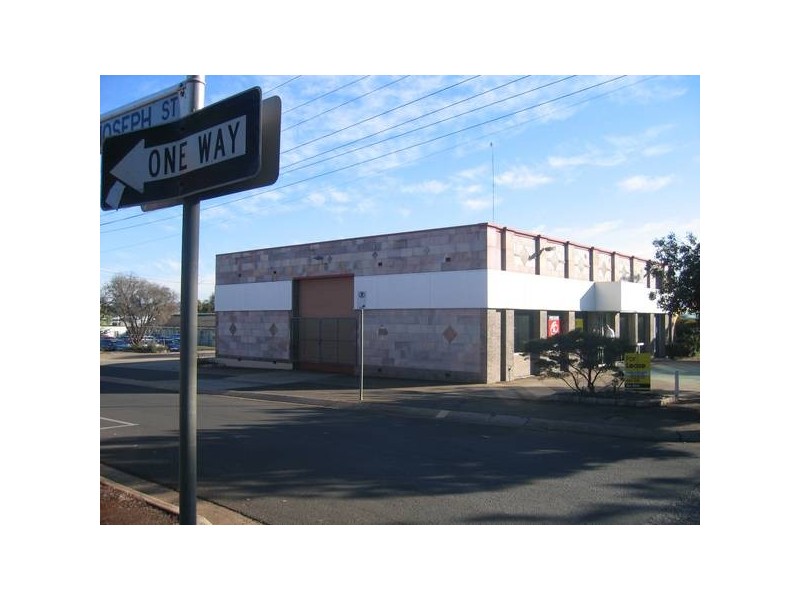 103 Neil Street, Toowoomba QLD 4350