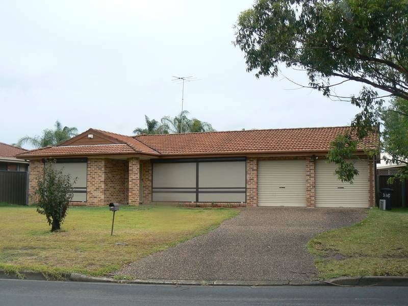 216 Swallow Drive, Erskine Park NSW 2759