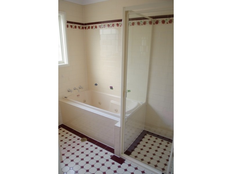 42 Pecks Road, North Richmond NSW 2754