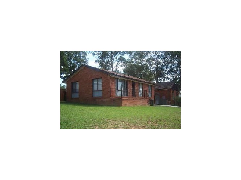 15 Chestnut Cres, Bidwill NSW 2770