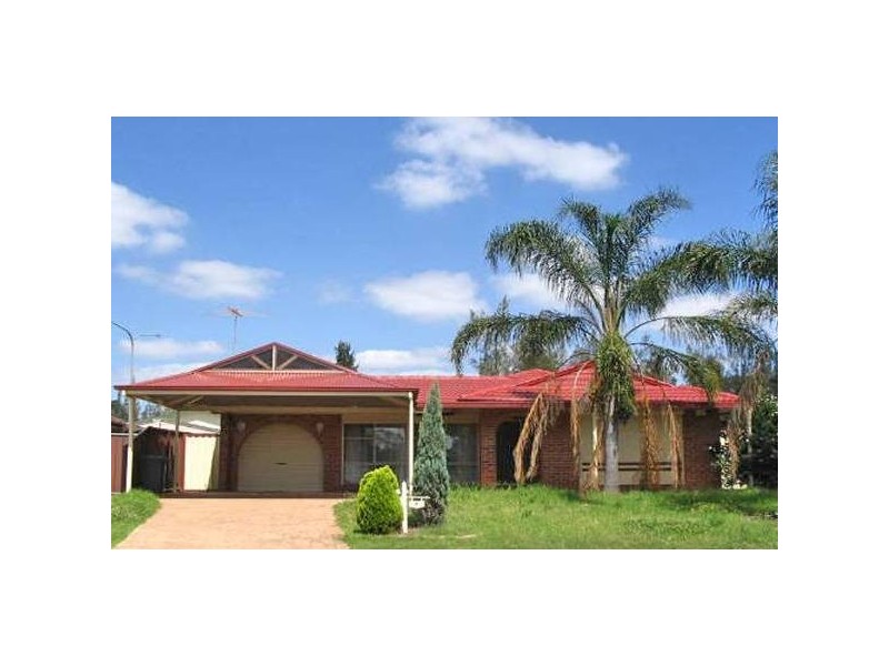 6 Shrike Glen, Erskine Park NSW 2759