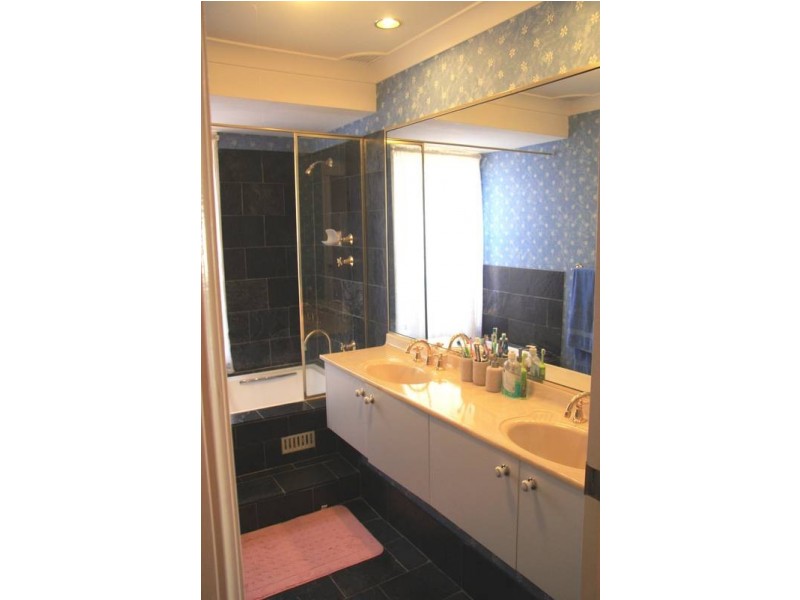 9 Honeyeater Place, Erskine Park NSW 2759