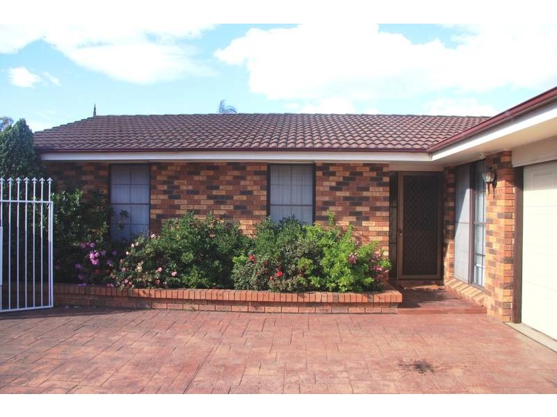 9 Honeyeater Place, Erskine Park NSW 2759