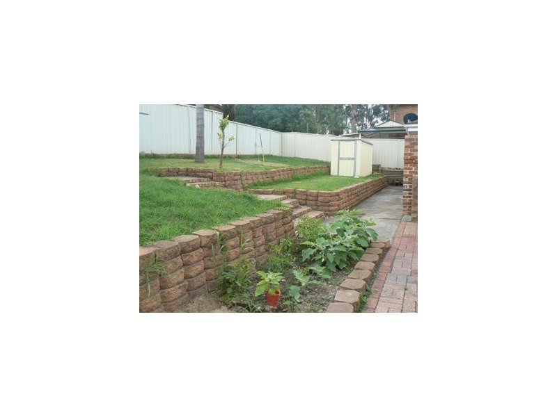 152 Swallow Drive, Erskine Park NSW 2759