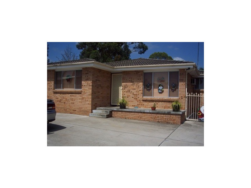23 Francis Greenway, St Clair NSW 2759