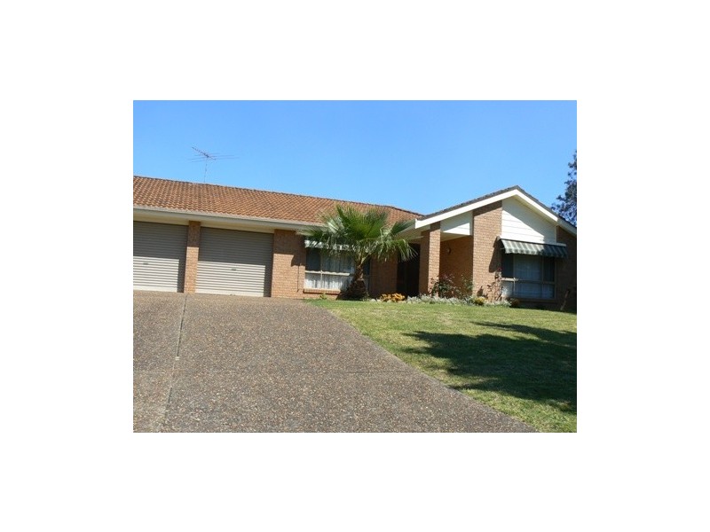 4 Honeyeater Place, Erskine Park NSW 2759