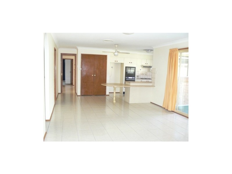 4 Honeyeater Place, Erskine Park NSW 2759