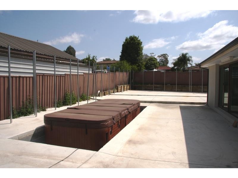 105 Swallow Drive, Erskine Park NSW 2759