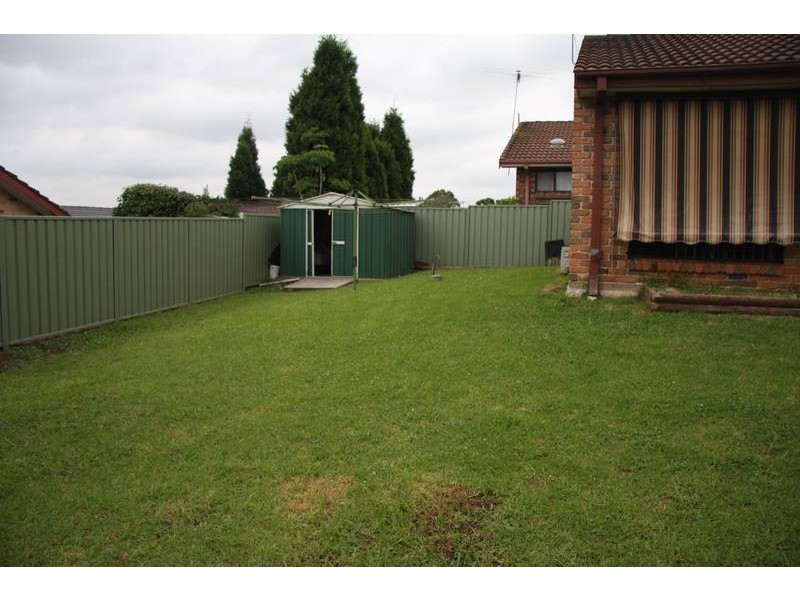 45 Coonawarra Drive, St Clair NSW 2759