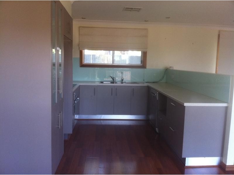 13 Mustang Place, St Clair NSW 2759