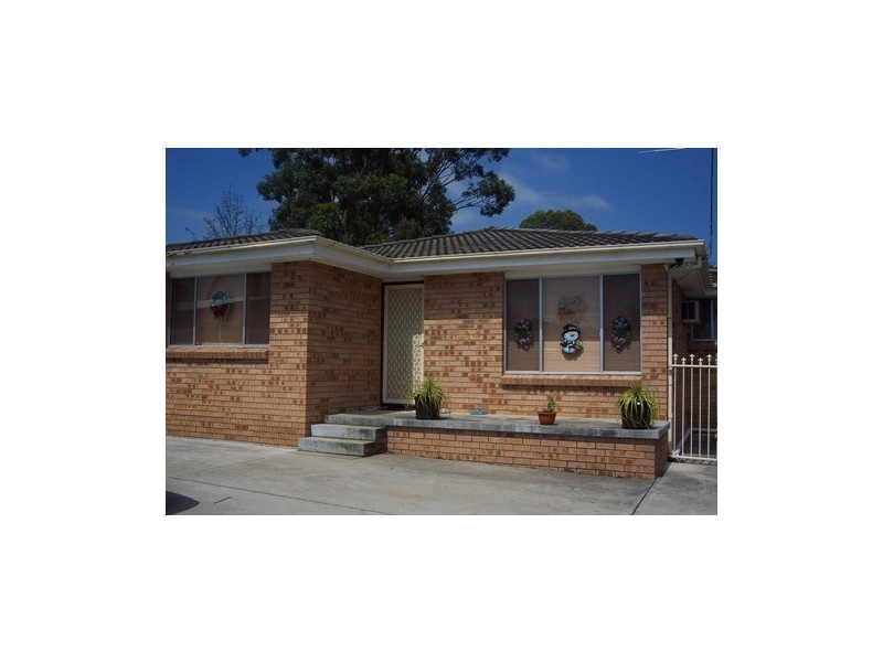 23 Francis Greenway, St Clair NSW 2759