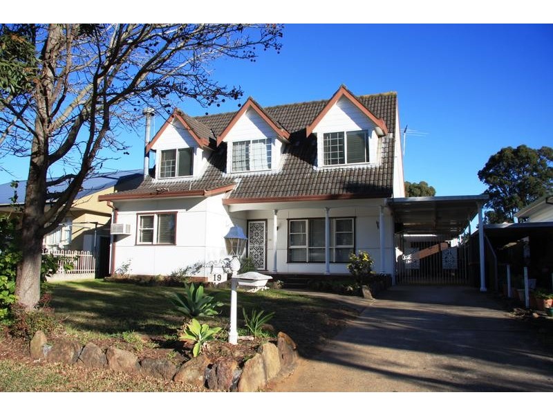 19 Elebana st, Colyton NSW 2760