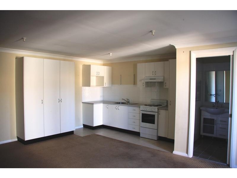 19 Elebana st, Colyton NSW 2760