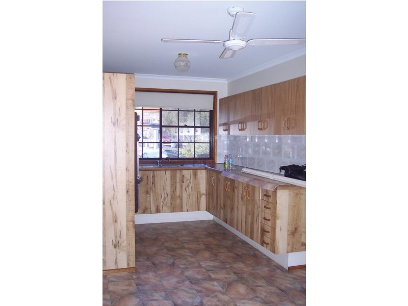 250 Banks Drive, St Clair NSW 2759