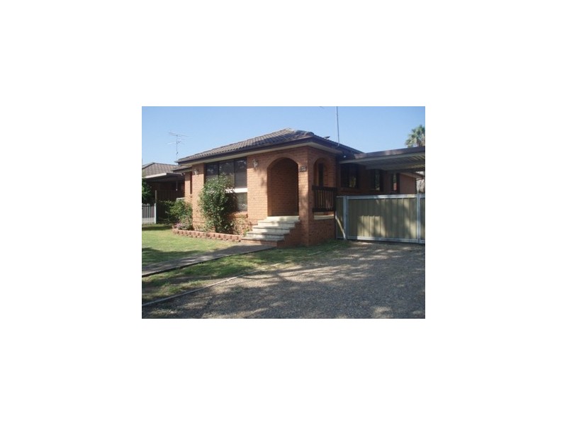 250 Banks Drive, St Clair NSW 2759