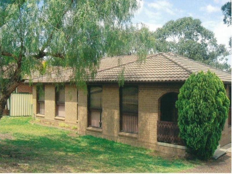 40 Eucalyptus Drive, Cranebrook NSW 2749