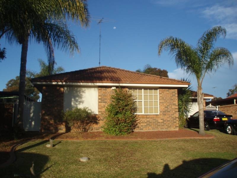 4 Feather Street, St Clair NSW 2759