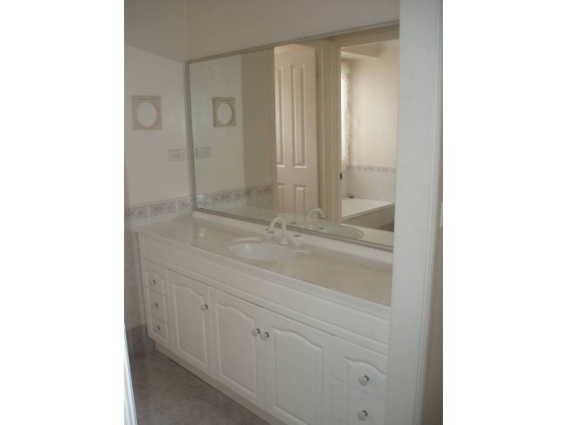 60 Swallow Drive, Erskine Park NSW 2759