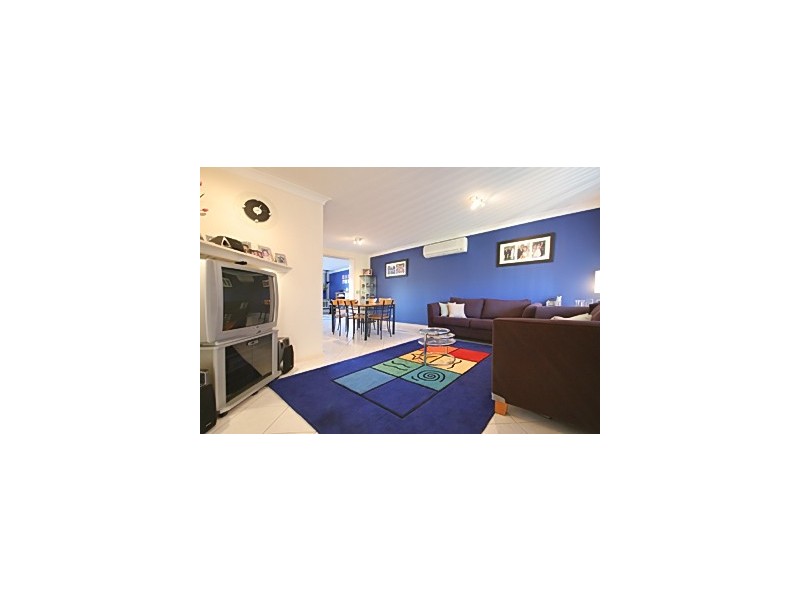 12 Chatsworth Road, St Clair NSW 2759