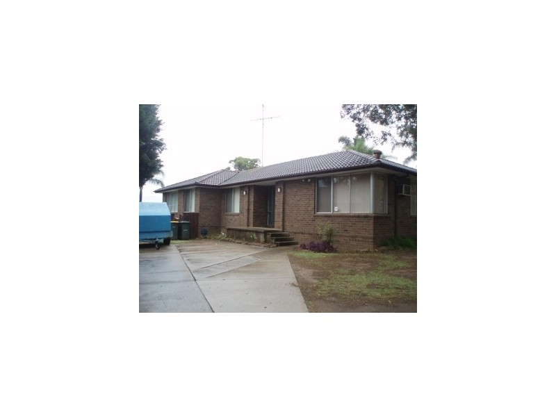 25 Middleton Crescent, Bidwill NSW 2770