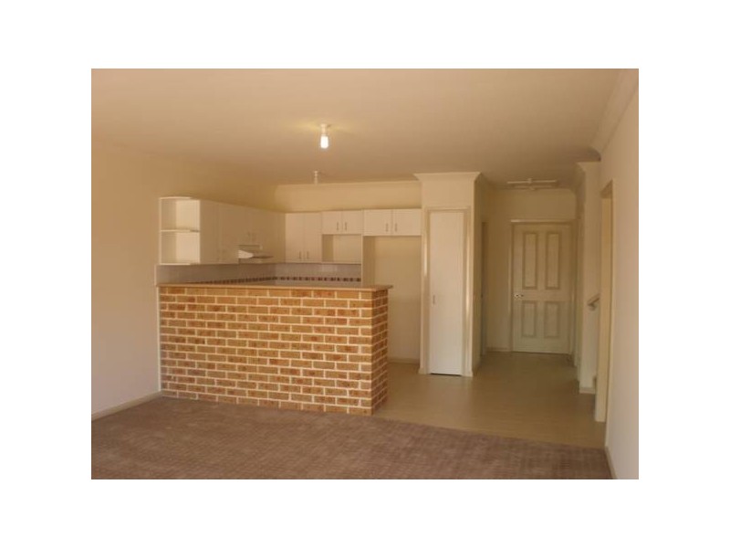 3/182 March Street, Richmond NSW 2753