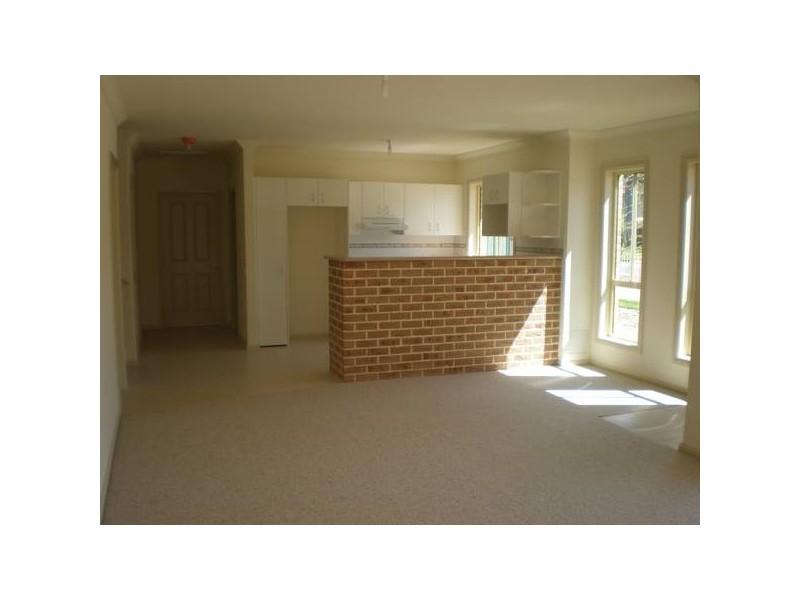 8/182 March Street, Richmond NSW 2753