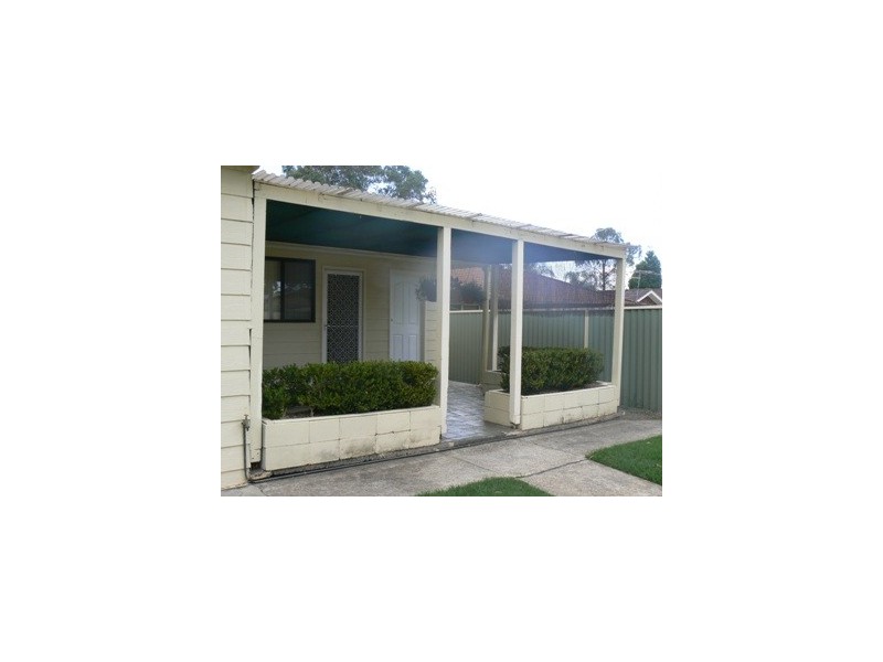 10 Marne Place, St Clair NSW 2759