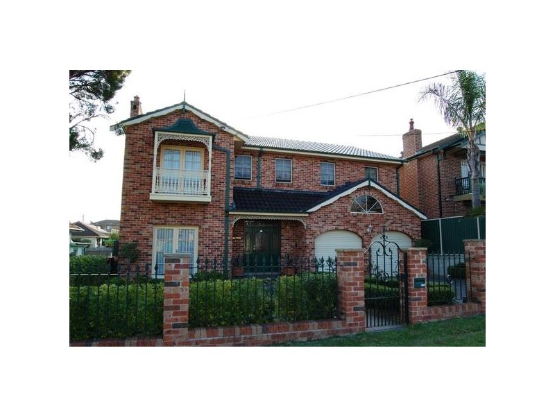 33 Pringle Ave, Bankstown NSW 2200