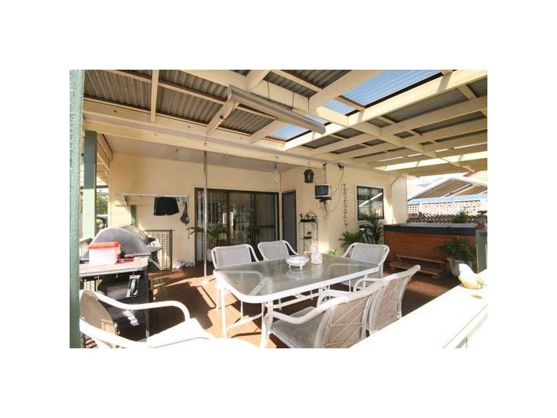 8 Eddie Ave, Panania NSW 2213
