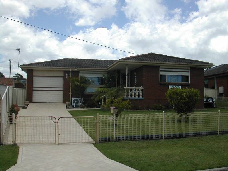 15b Landy Drive, Mount Warrigal NSW 2528