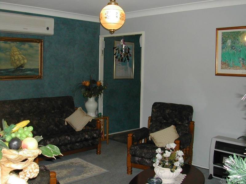 15b Landy Drive, Mount Warrigal NSW 2528
