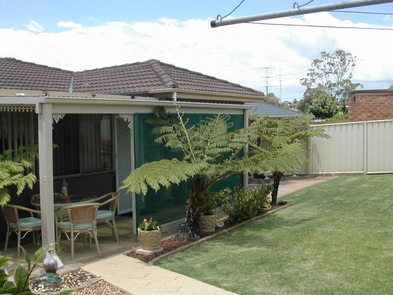 15b Landy Drive, Mount Warrigal NSW 2528