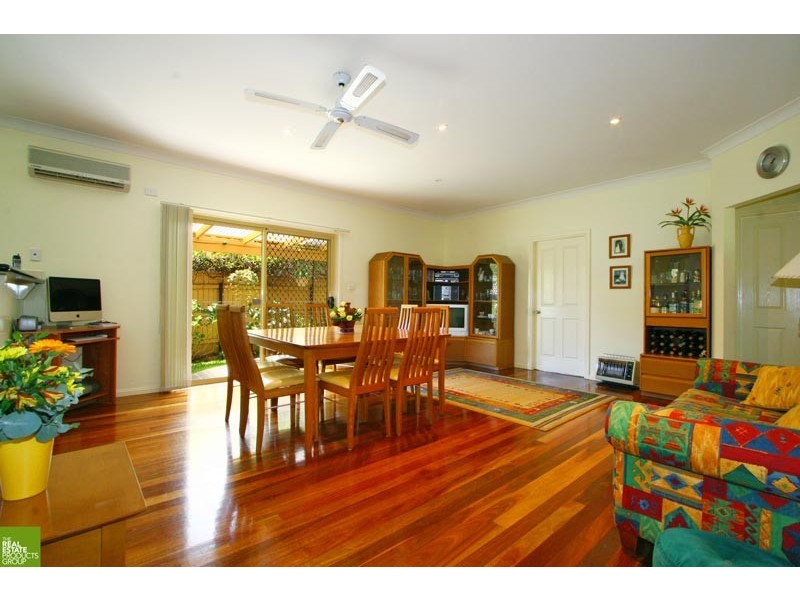 15 Hennessy Lane, Figtree NSW 2525