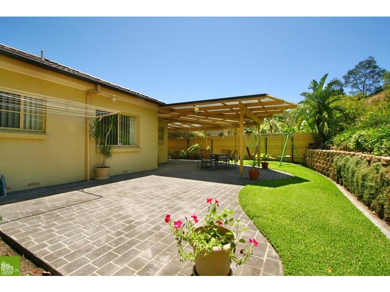 15 Hennessy Lane, Figtree NSW 2525